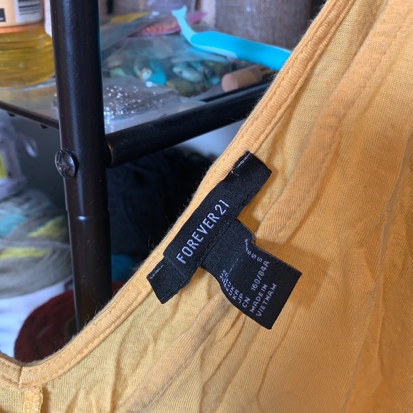 Forever 21 - Picture 2 of 2